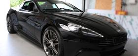 Fahrzeugfolierung Aston Martin Vanquish in matt black BREMEN